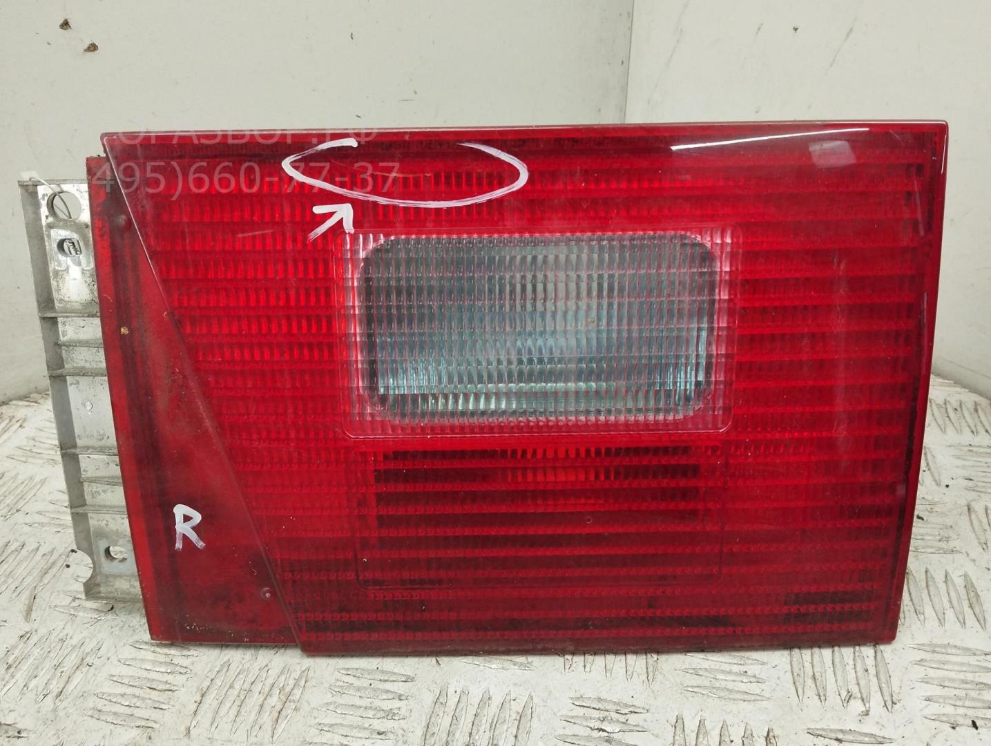 Фонарь задний внутренний правый