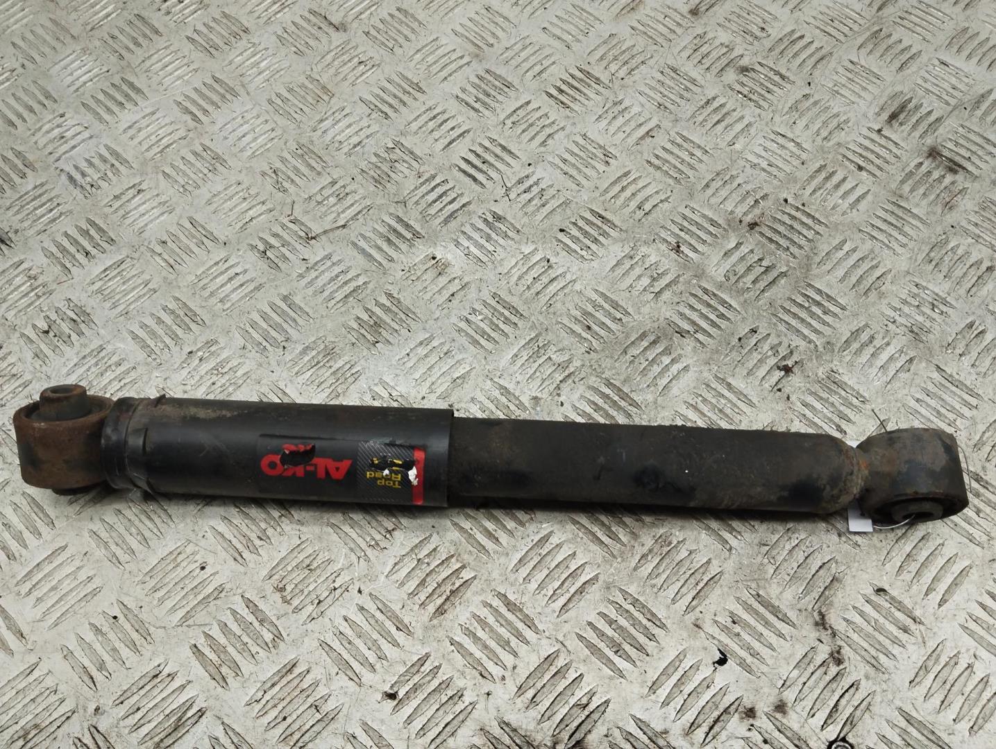 Амортизатор задний правый