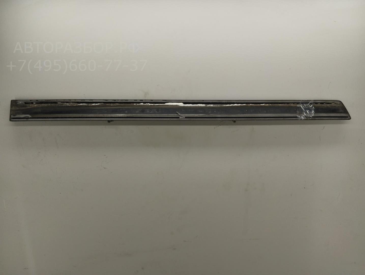 Накладка двери задней левой