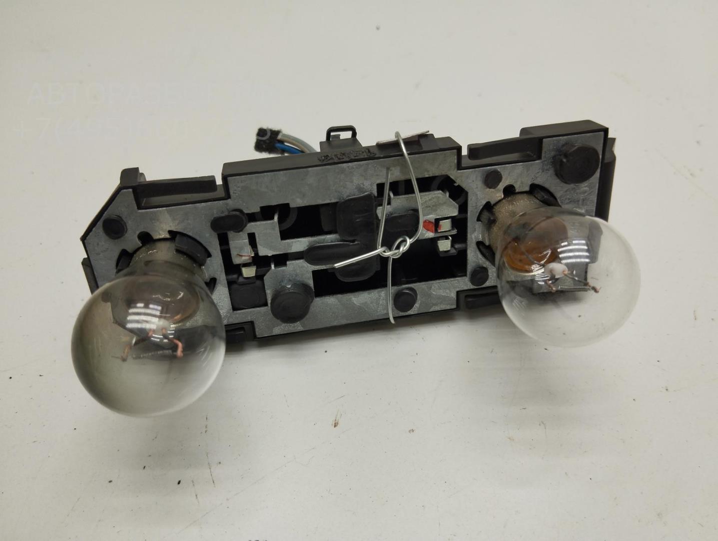 Плата заднего фонаря правого