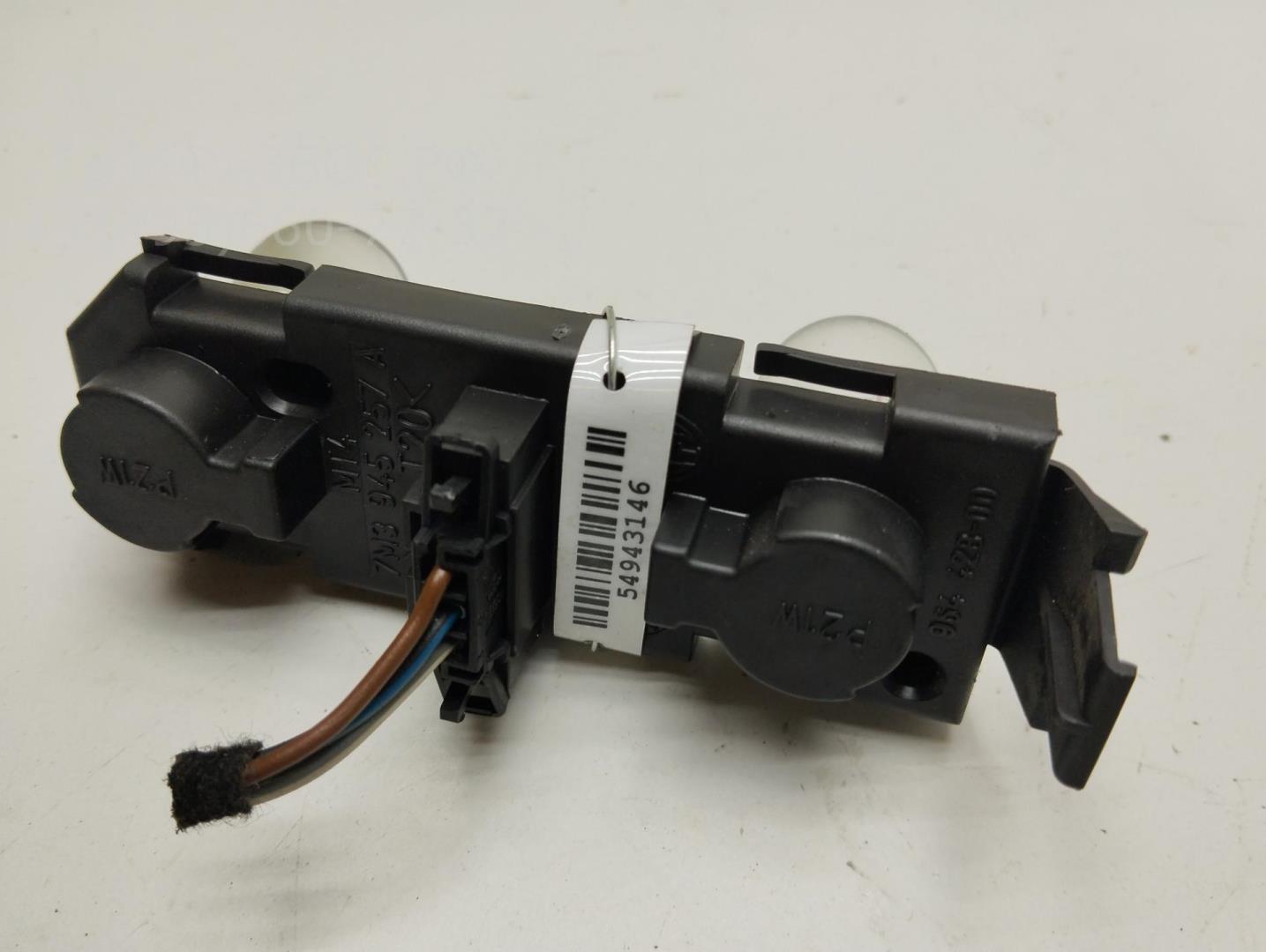 Плата заднего фонаря правого