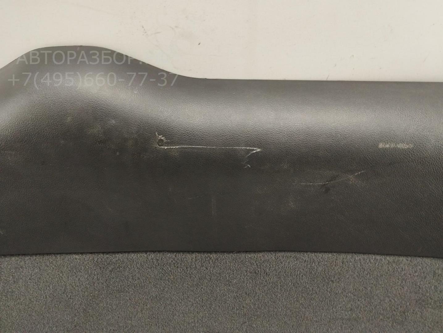 Обшивка крышки багажника