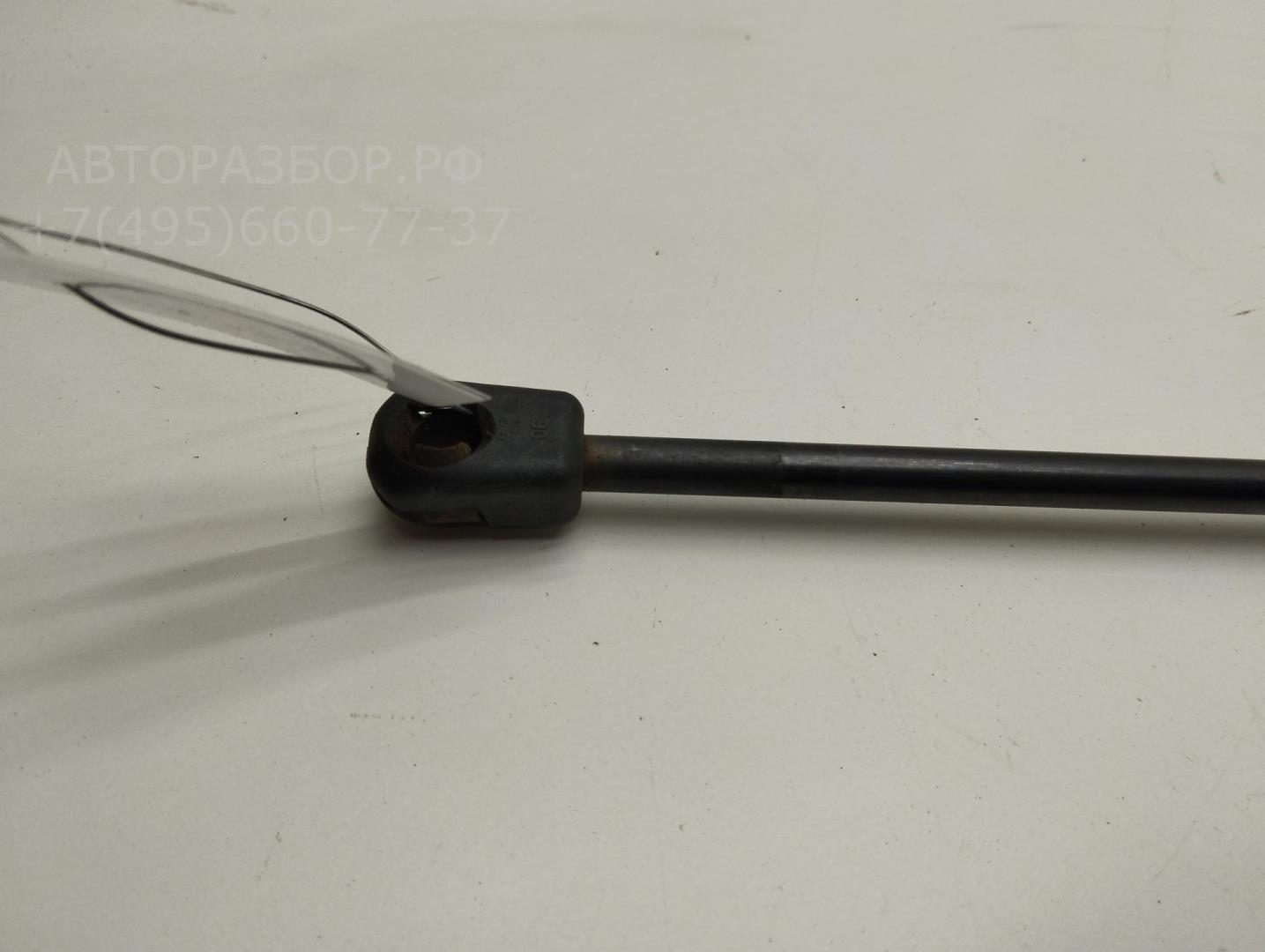 Амортизатор крышки багажника