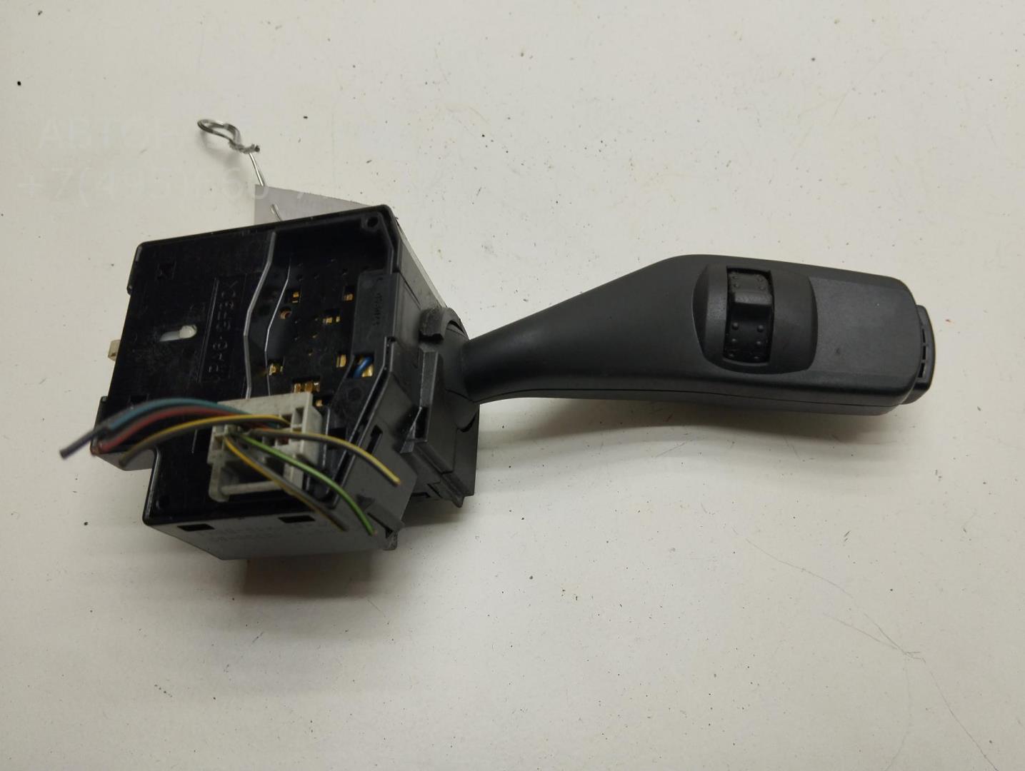 Переключатель поворотов подрулевой