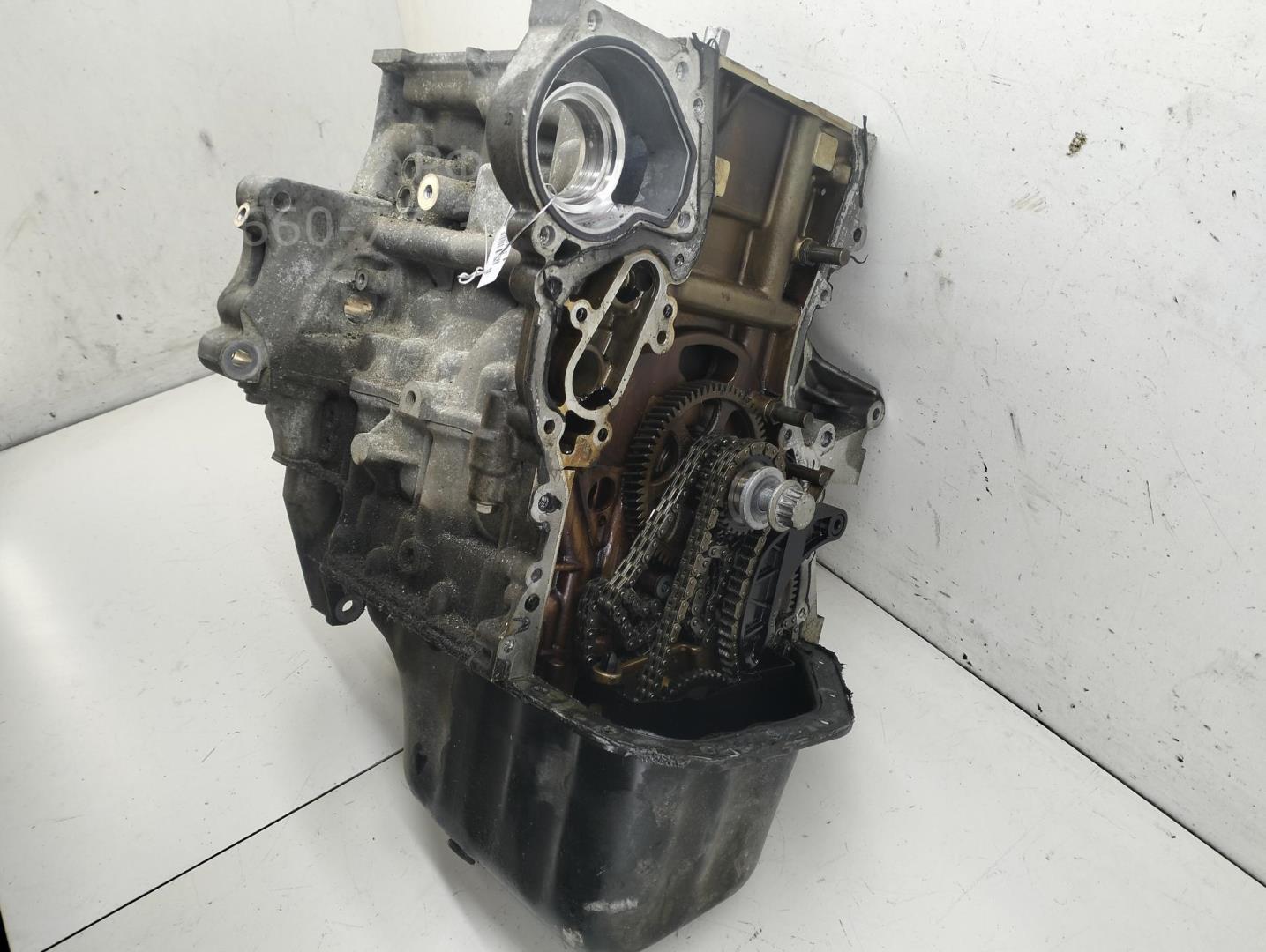 Блок двигателя