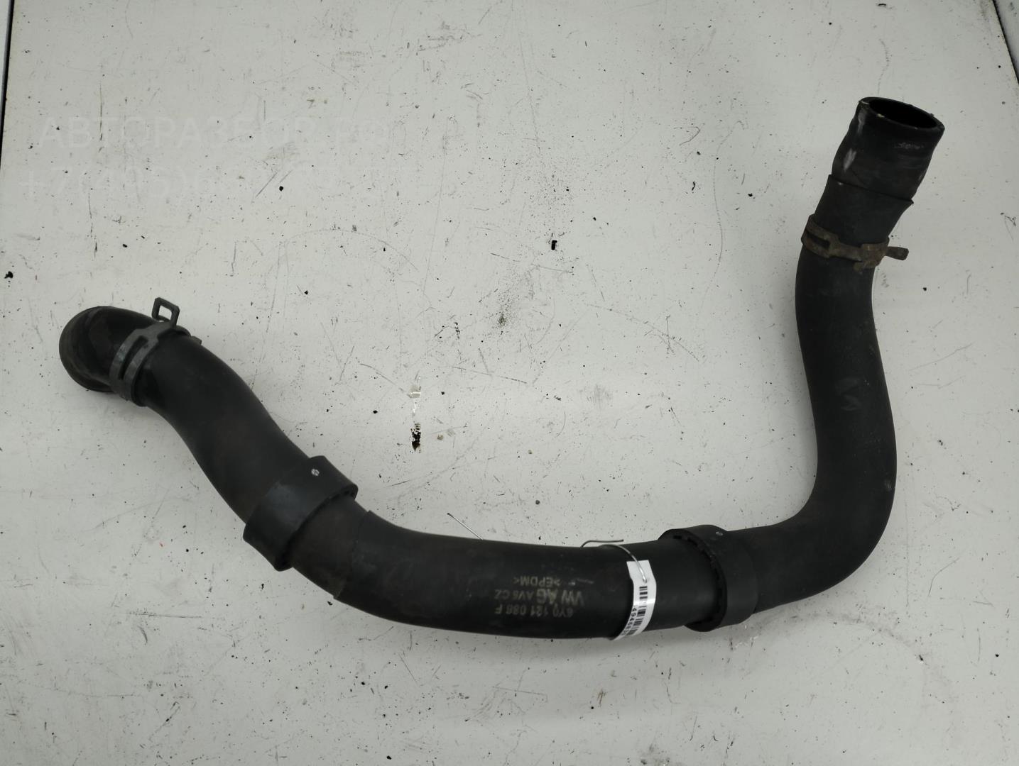 Патрубок радиатора