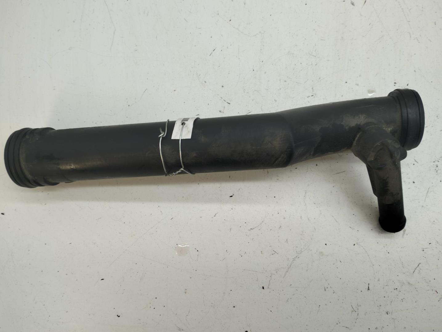 Трубка системы охлаждения