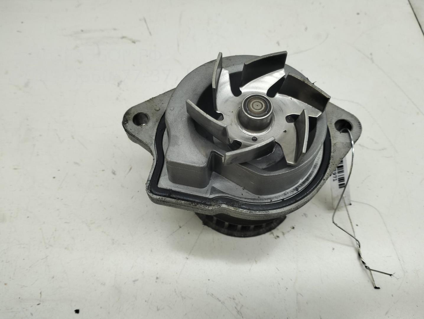 Насос водяной (помпа)