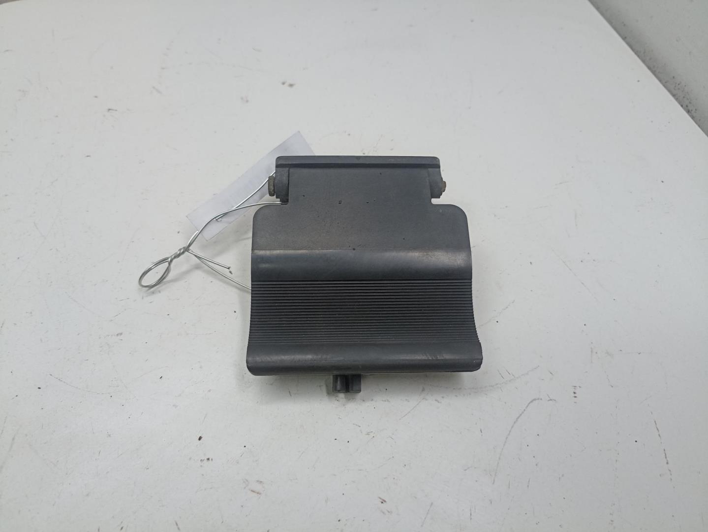 Ручка открывания капота