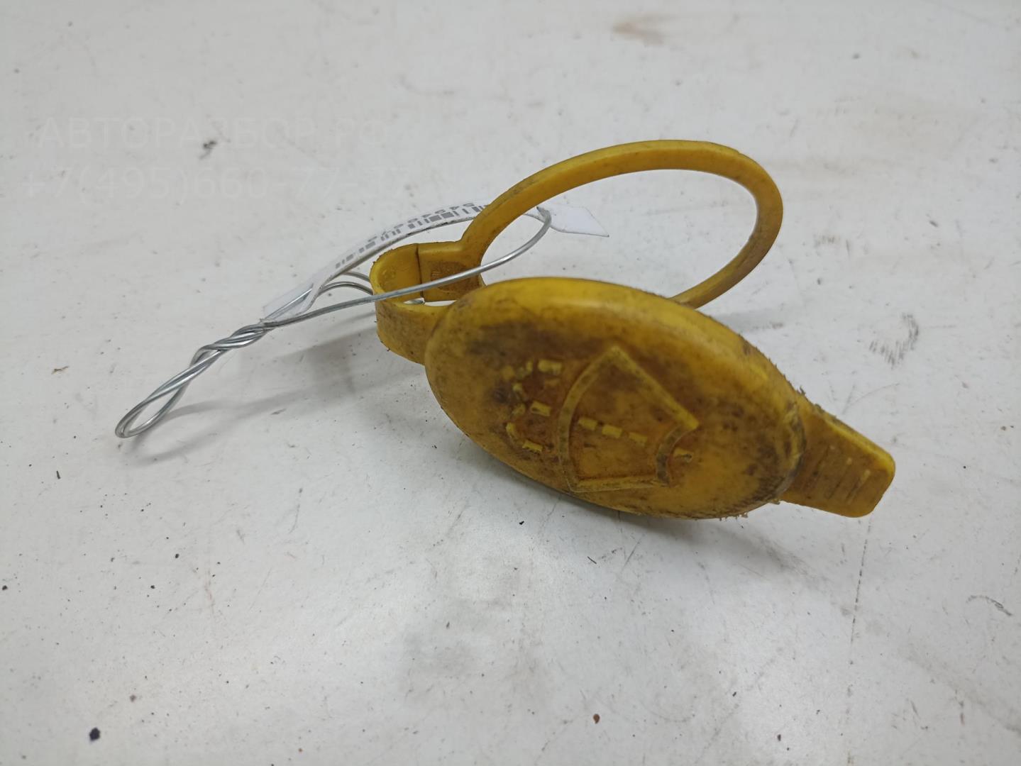 Крышка бачка омывателя