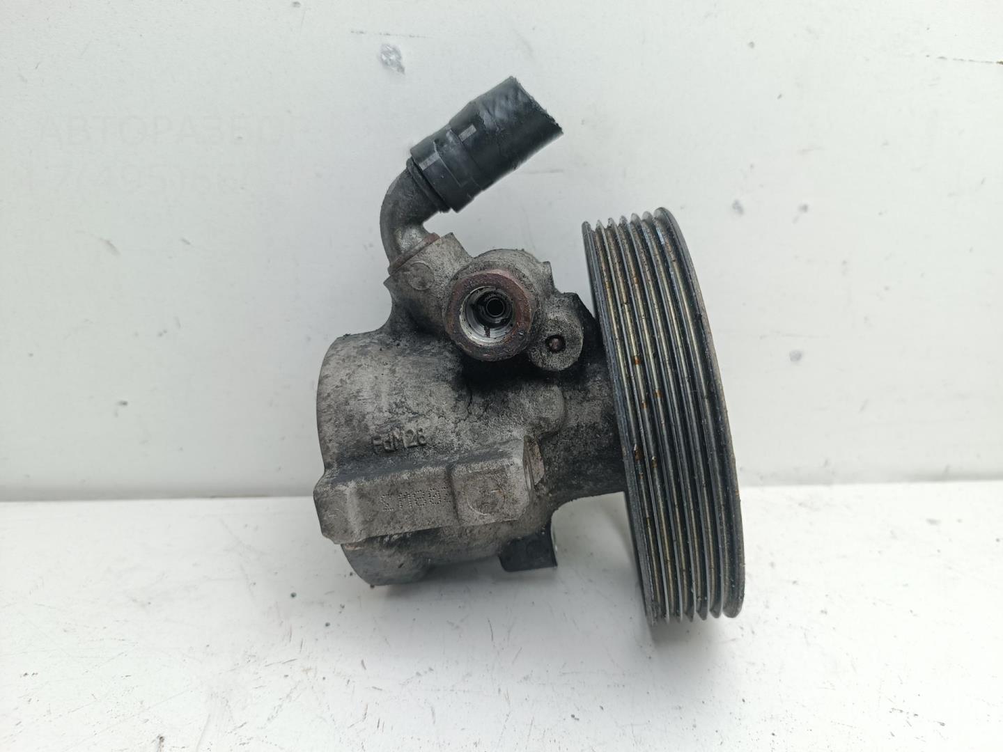 Насос ГУР (гидроусилитель руля)