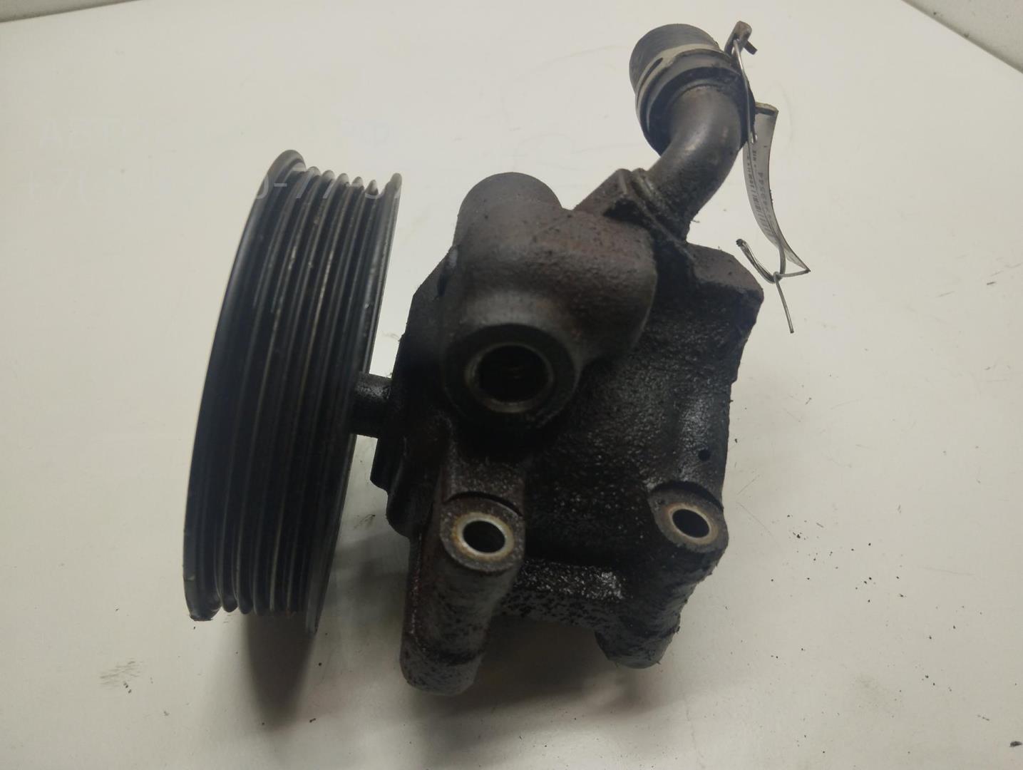 Насос ГУР (гидроусилитель руля)