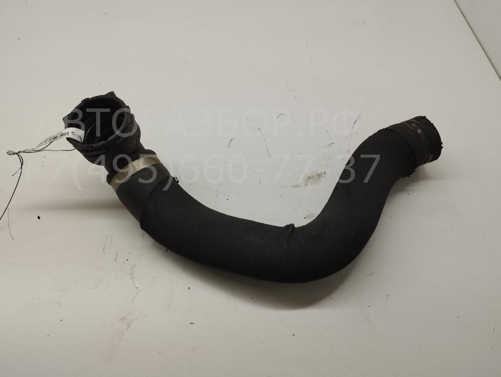 Патрубок радиатора