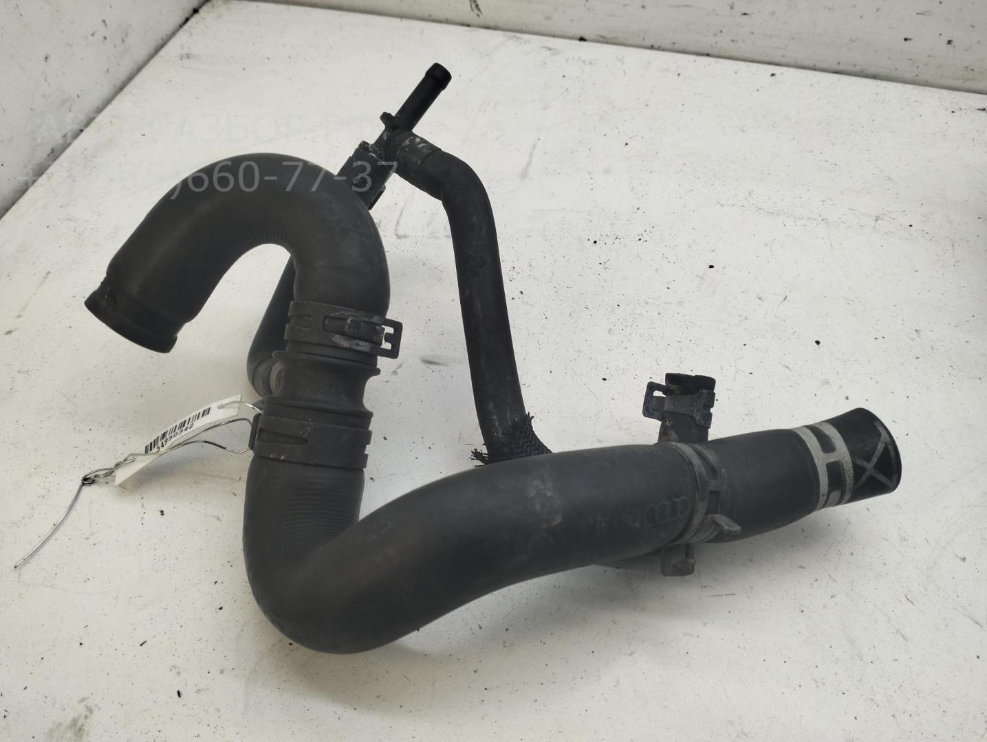 Патрубок отопителя