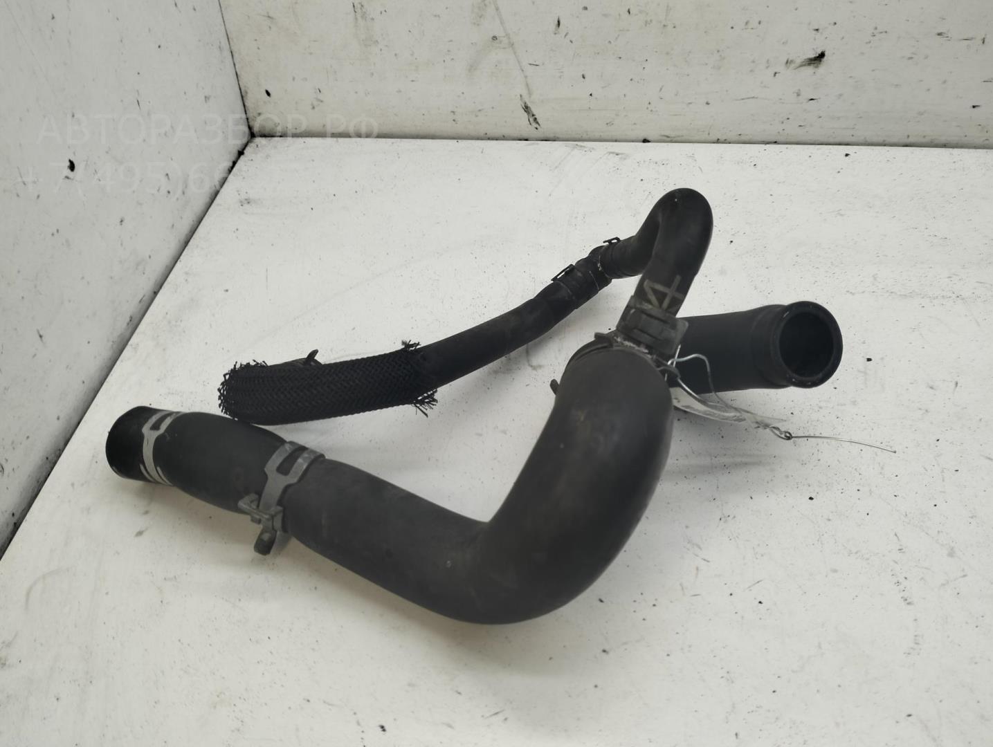 Патрубок отопителя