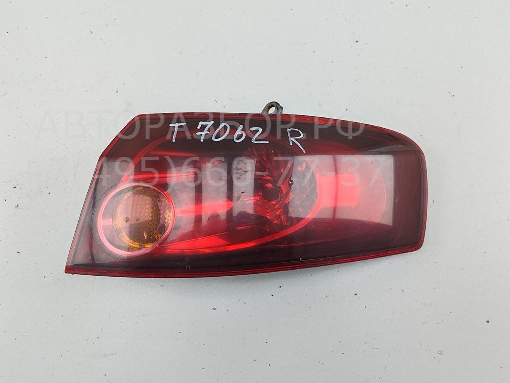 Фонарь задний правый