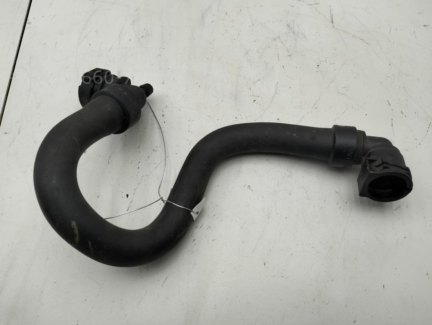 Патрубок отопителя