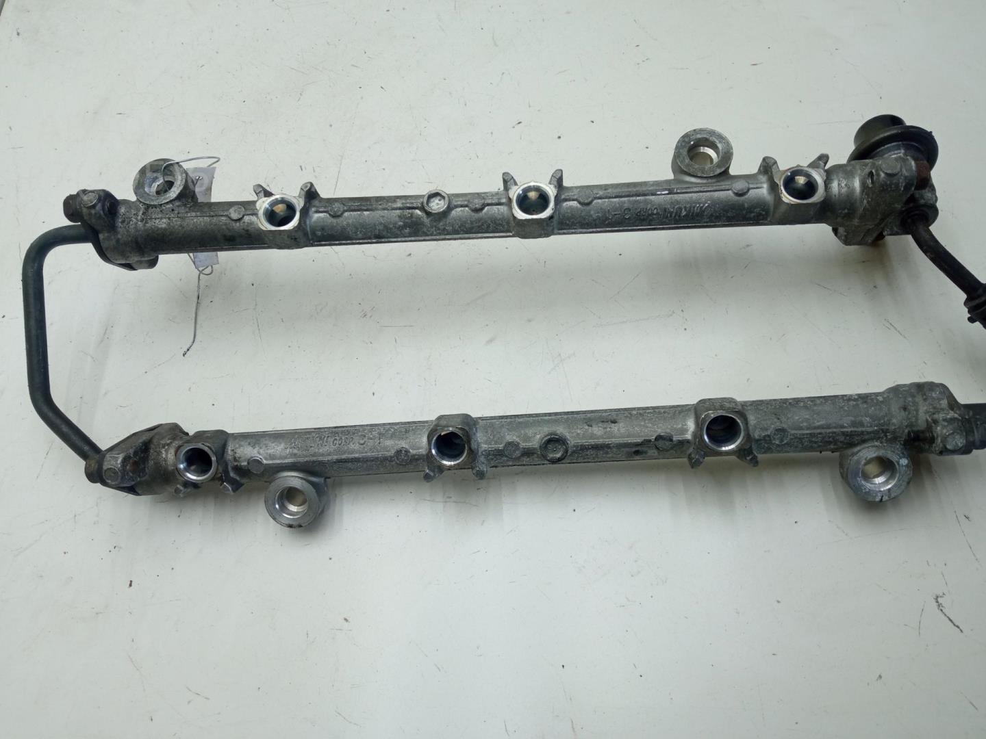 Рейка топливная (рампа)