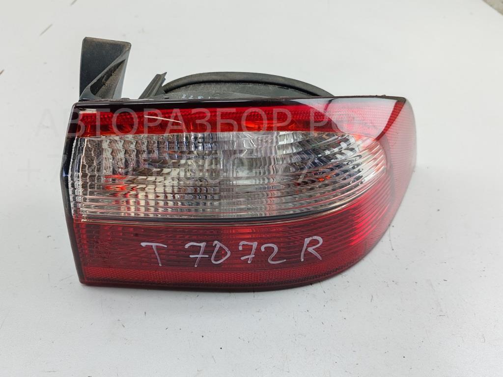 Фонарь задний правый