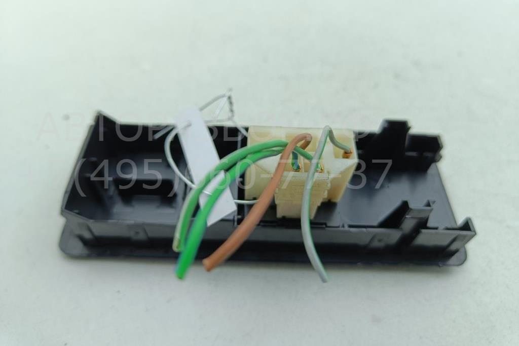 Кнопка стеклоподъемника