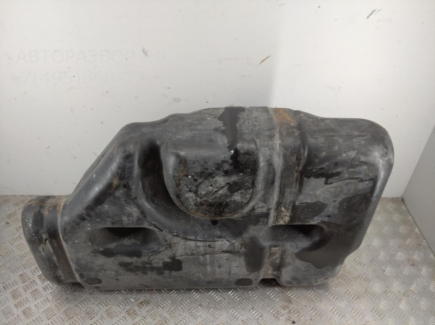 Бак топливный