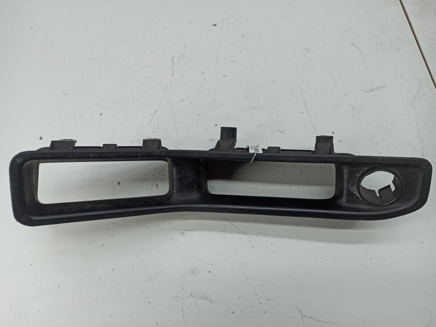 Ручка двери передней внутренняя левая