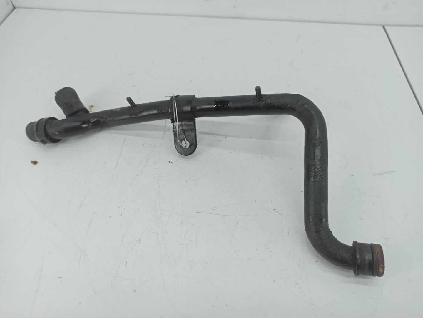 Трубка системы охлаждения