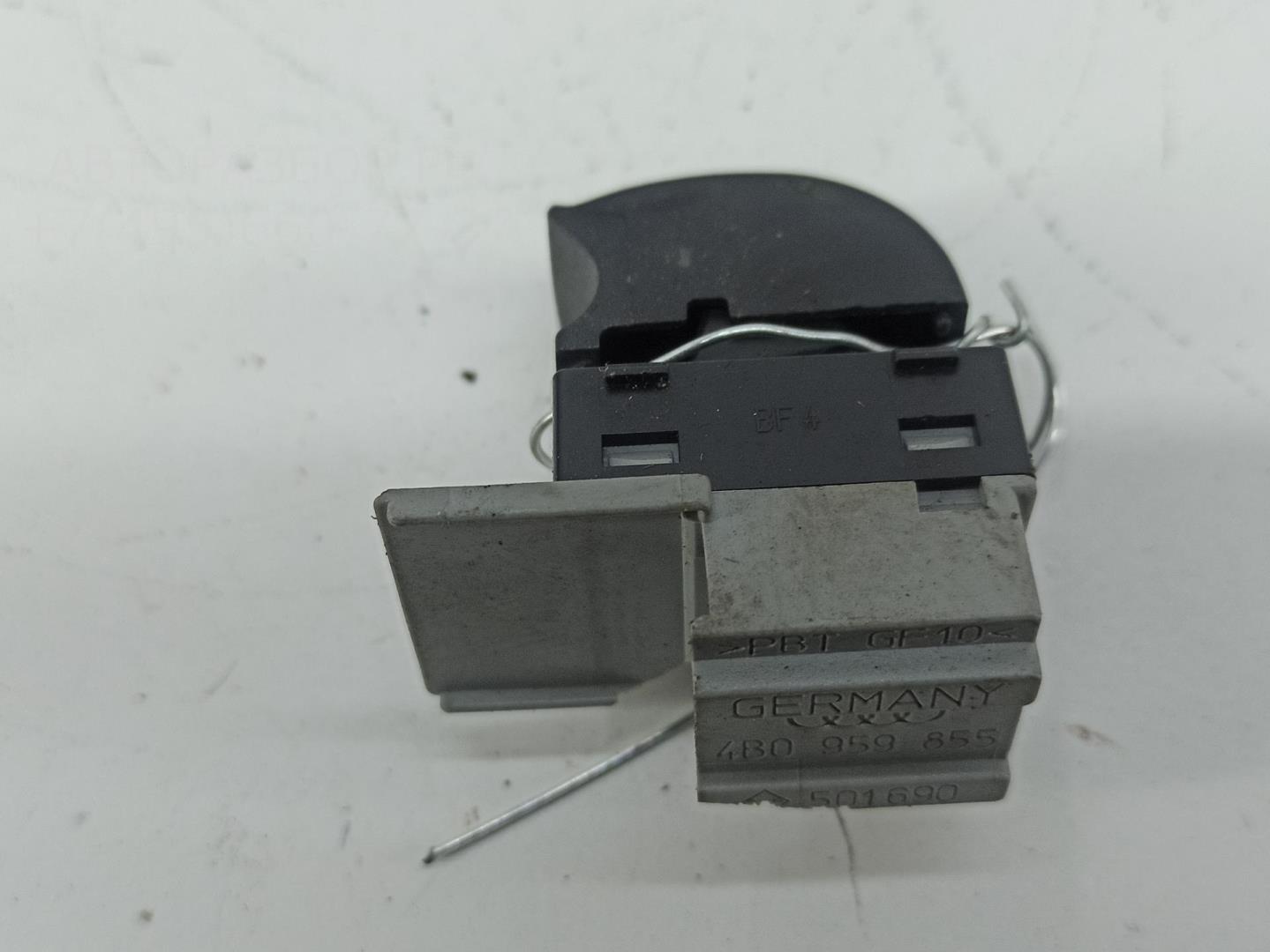 Кнопка стеклоподъемника