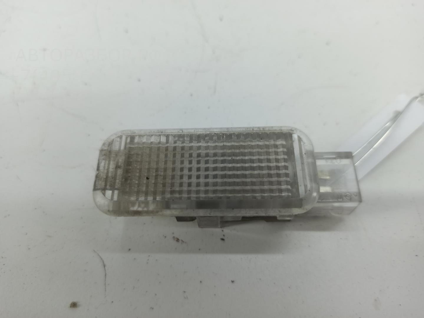 Плафон салонный