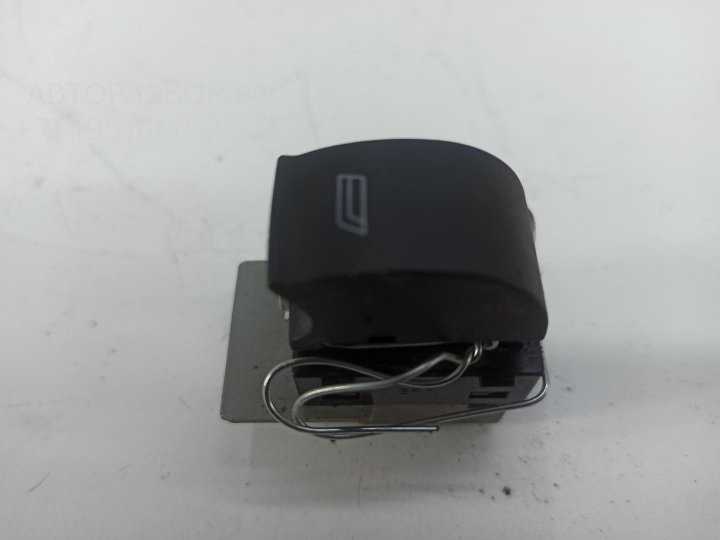 Кнопка стеклоподъемника