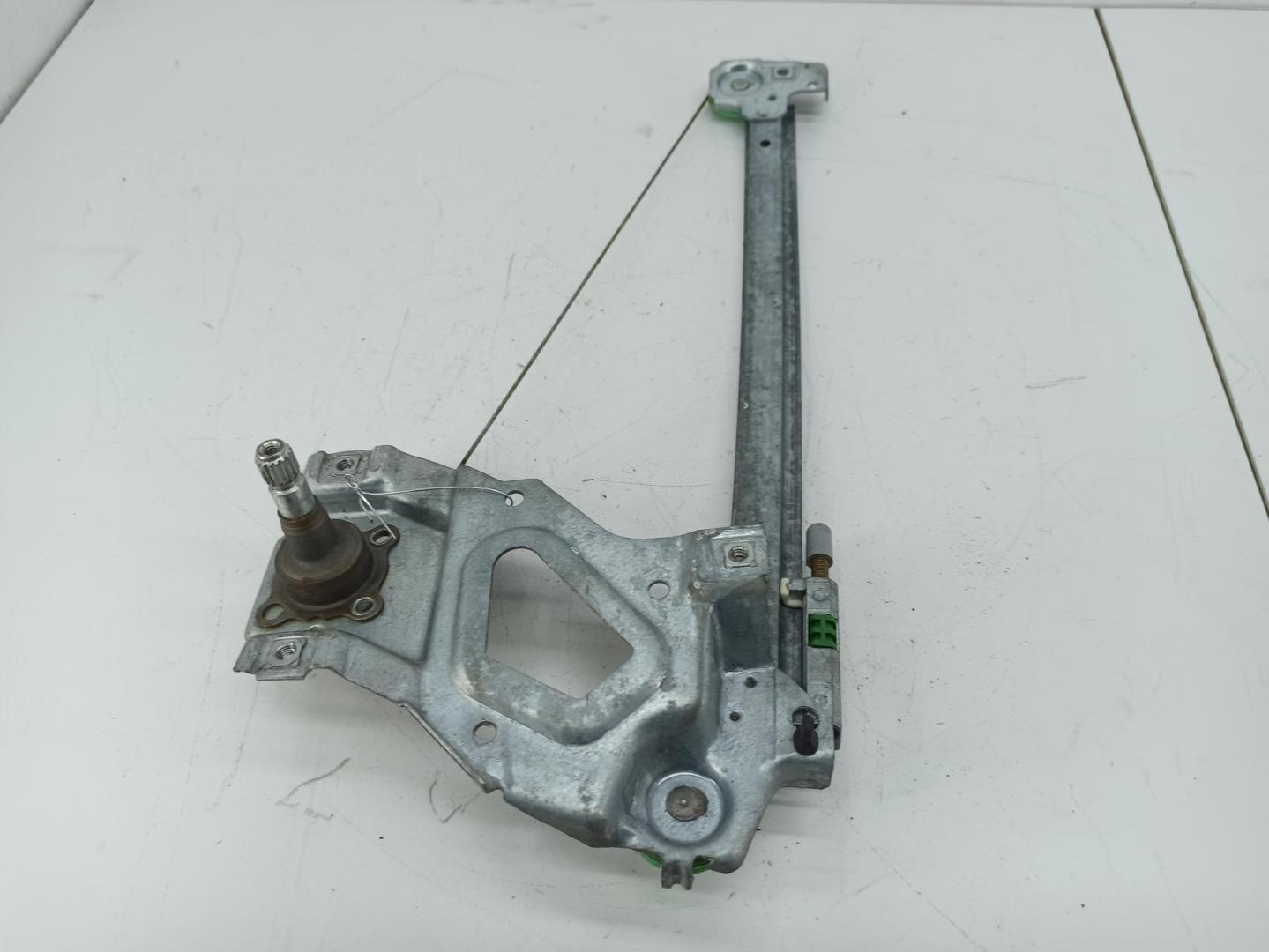 Стеклоподъемник механ. задний правый