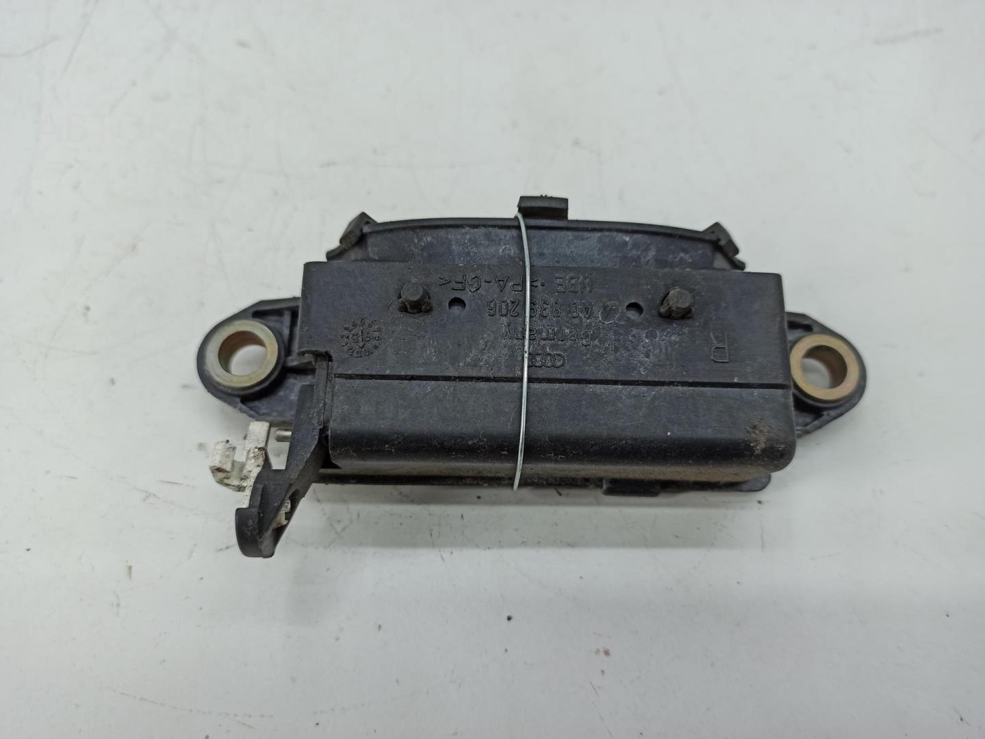 Ручка двери задней наружная правая