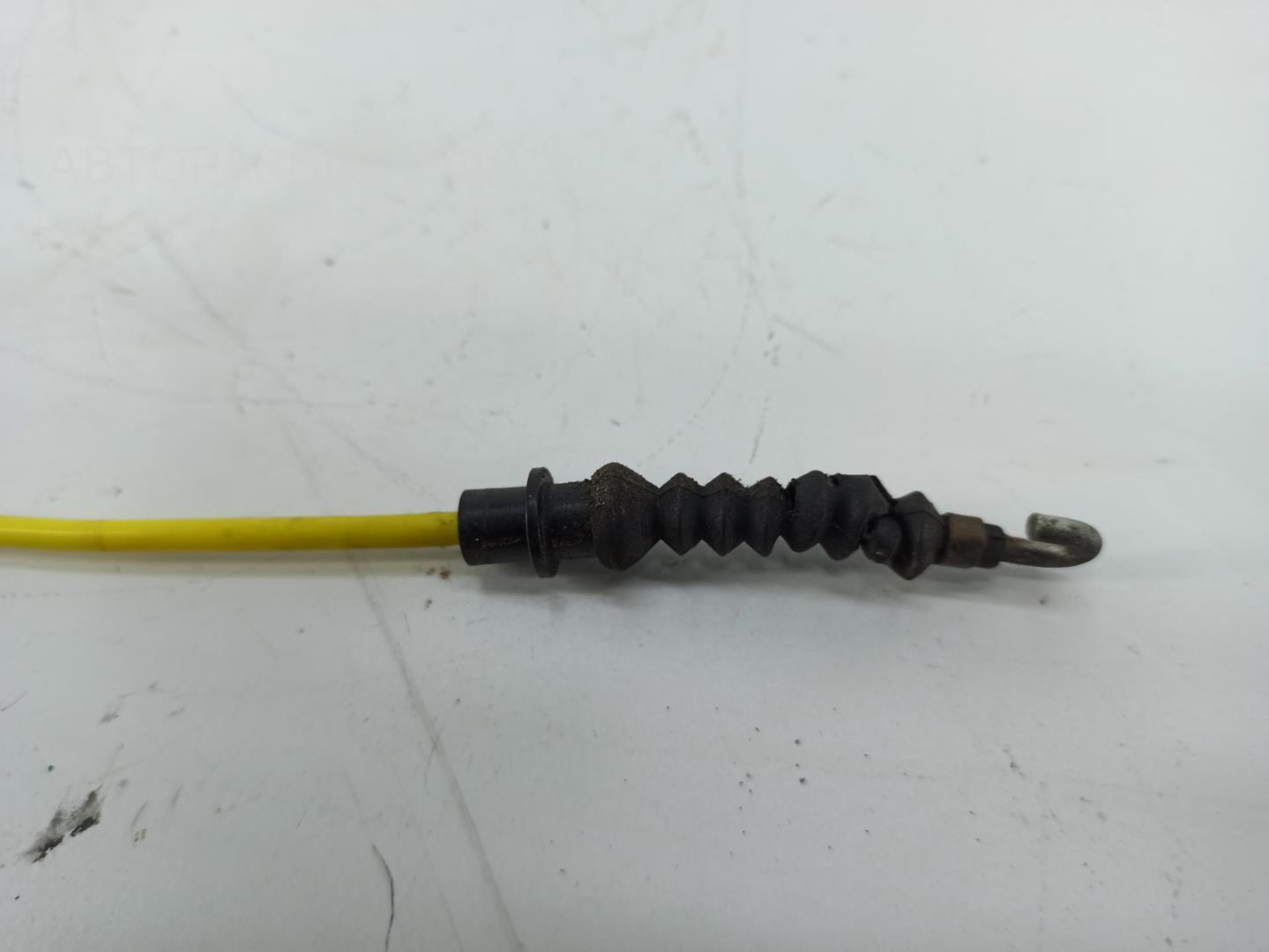 Трос открывания двери