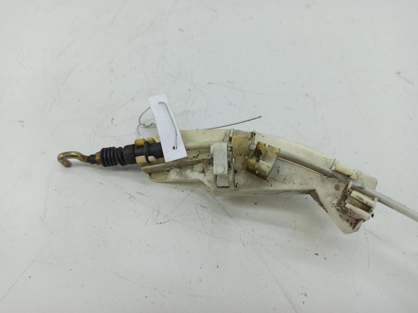 Трос открывания двери