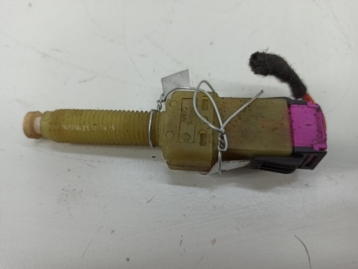 Датчик включения стопсигнала