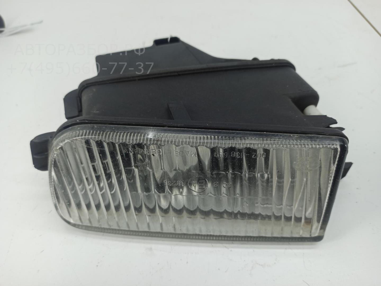 Фара противотуманная правая