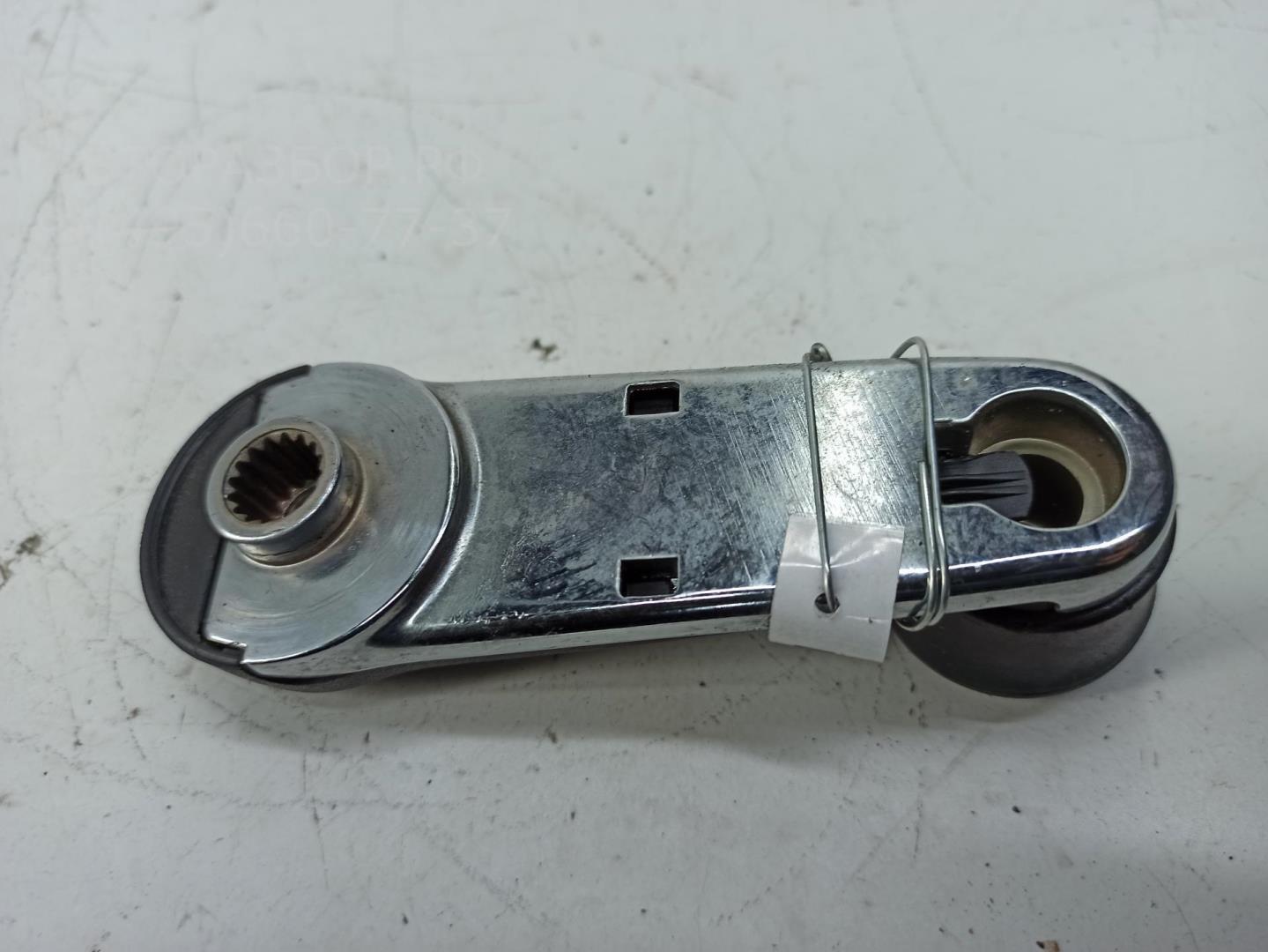 Ручка стеклоподъемника