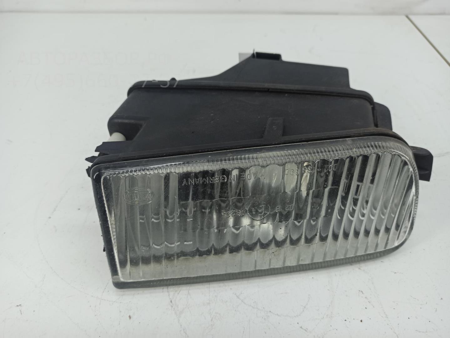 Фара противотуманная правая