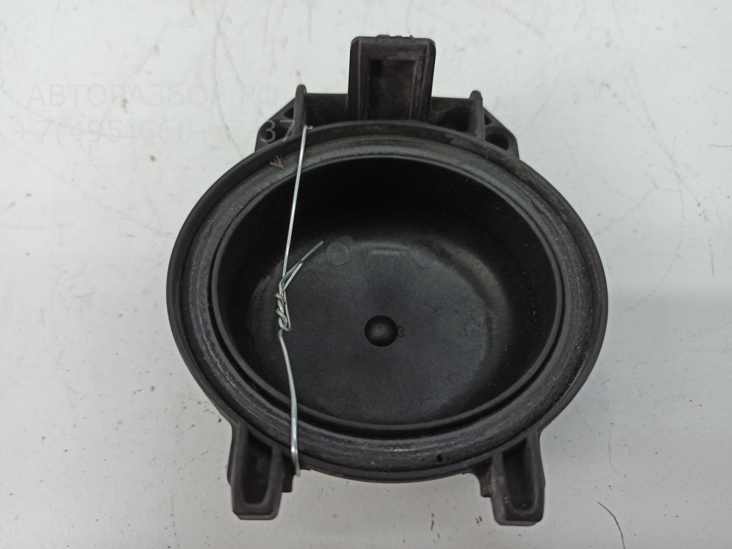 Крышка фары левой