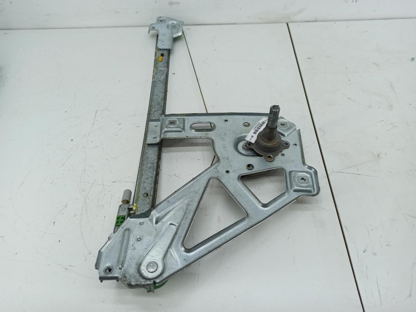 Стеклоподъемник механ. задний левый