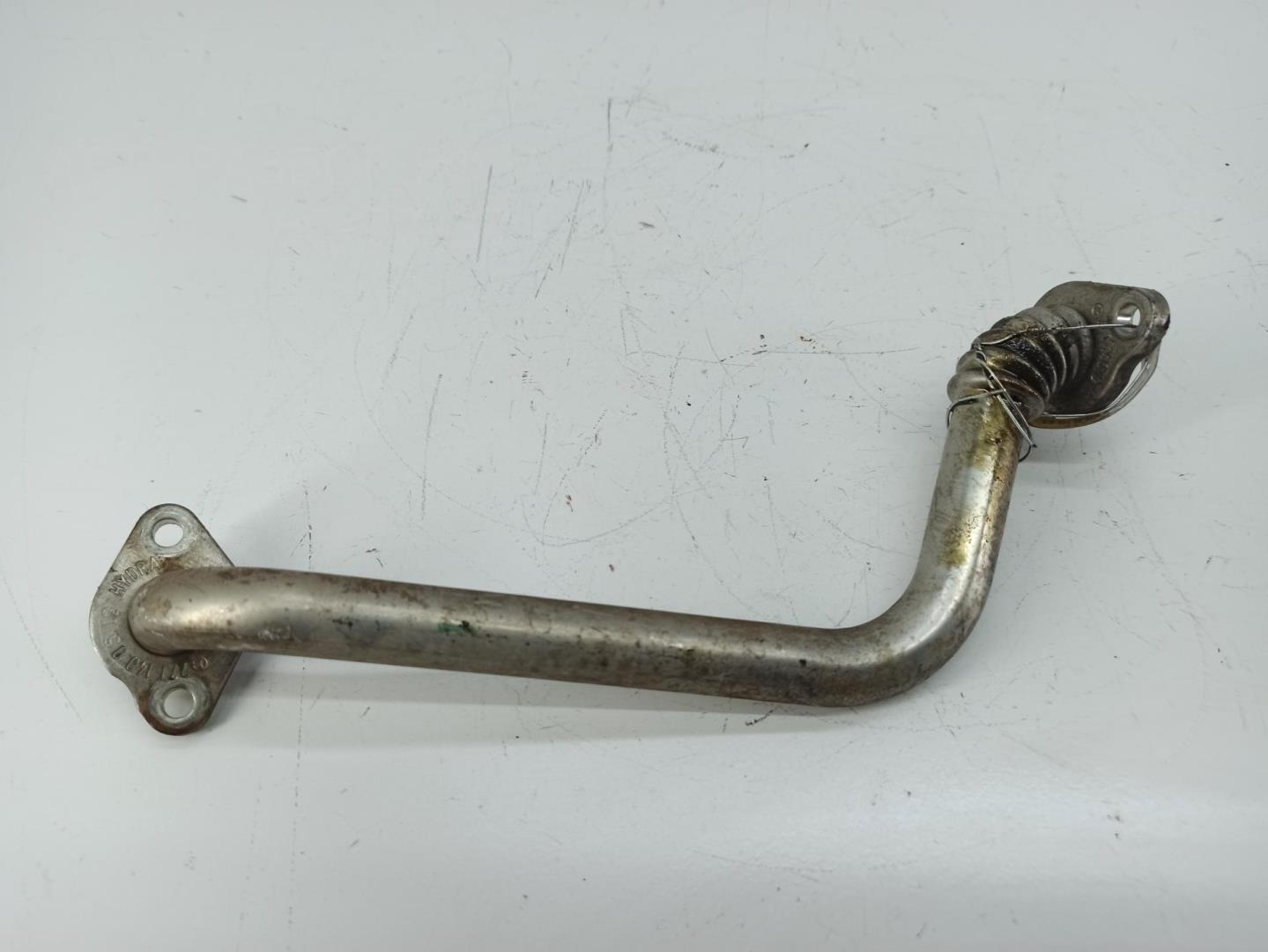 Трубка картерных газов