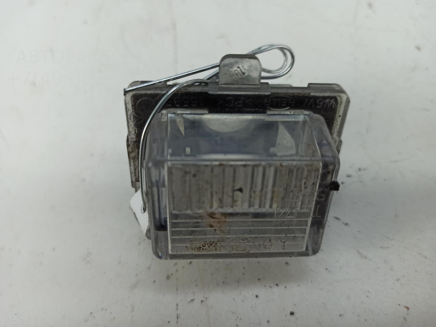 Фонарь подсветки номера