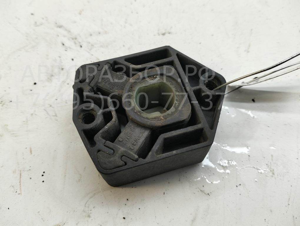 Кронштейн радиатора