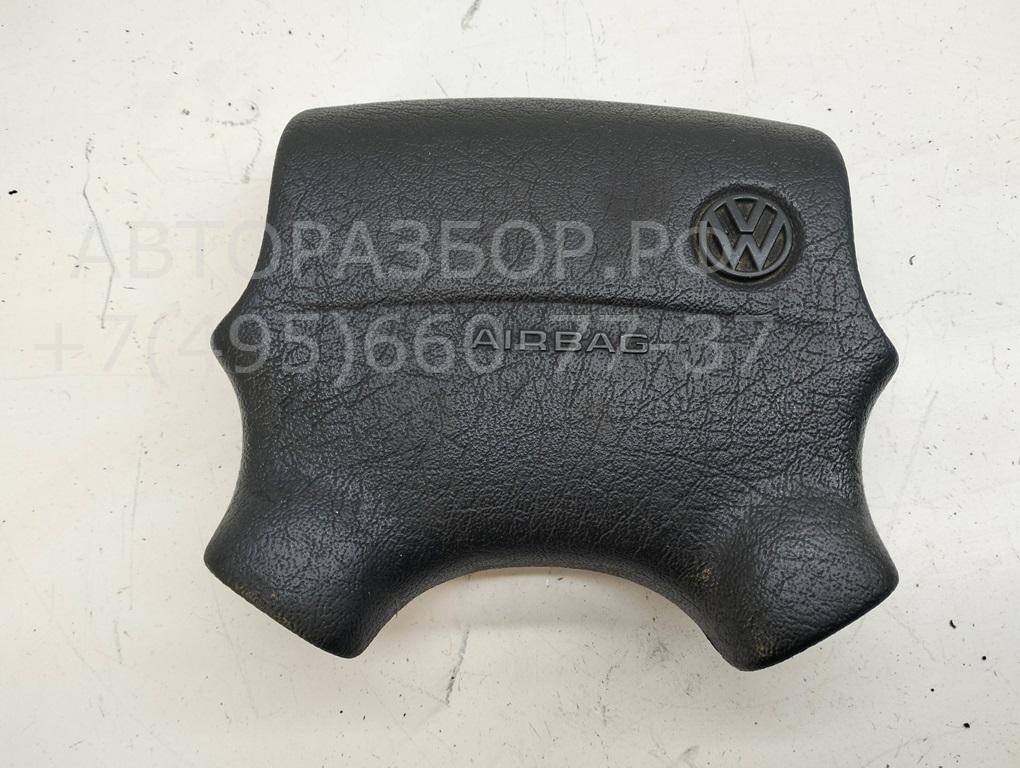 Подушка безопасности в рулевое колесо