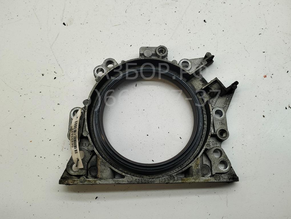 Крышка двигателя передняя