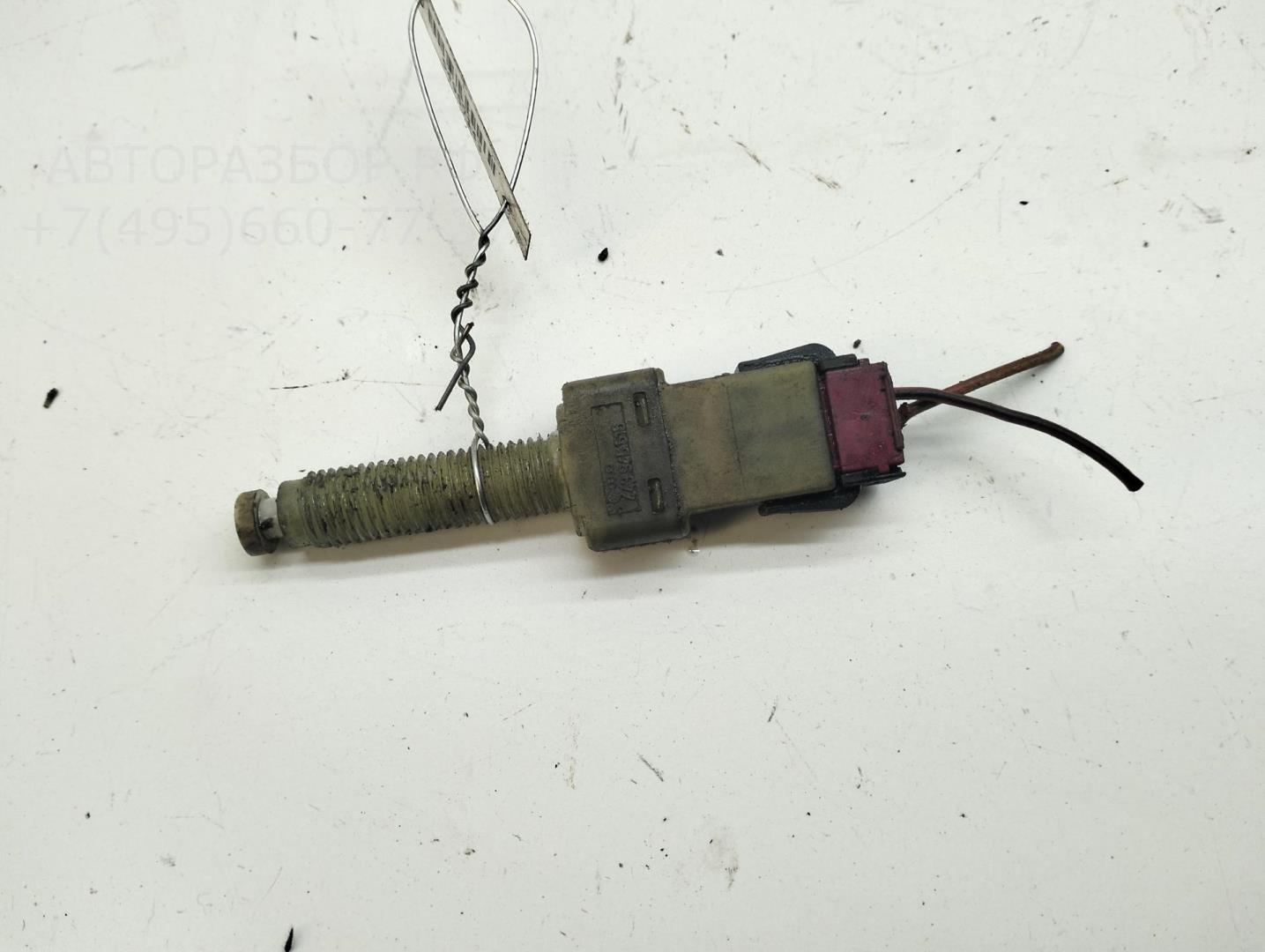 Датчик включения стопсигнала