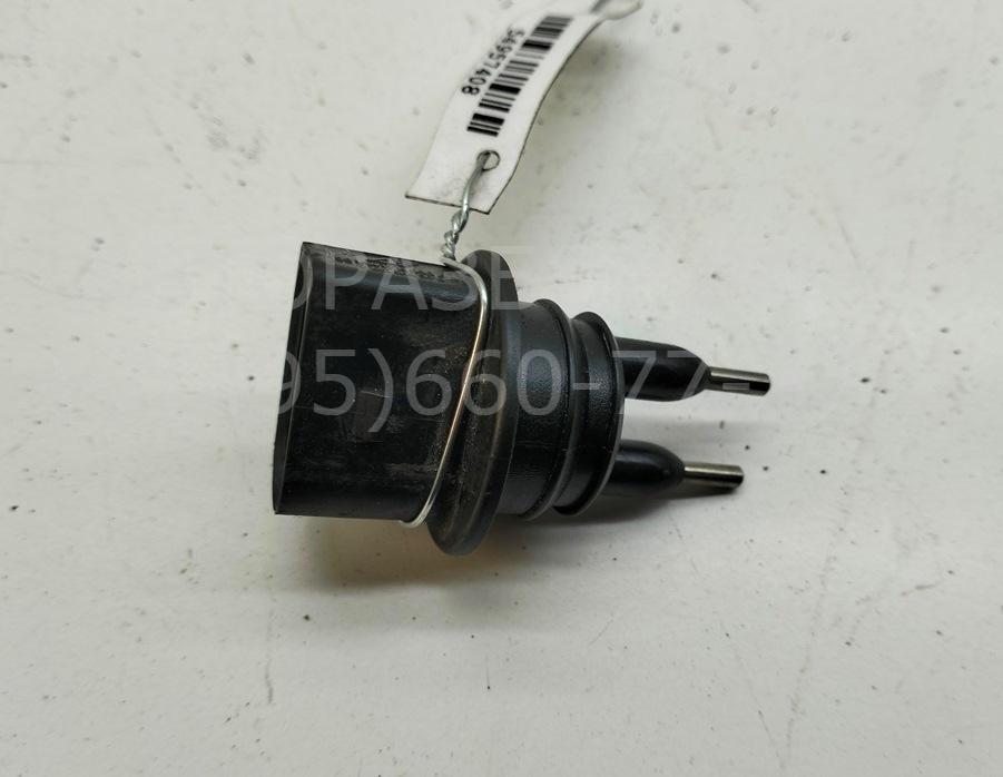 Датчик уровня в бачок омывателя