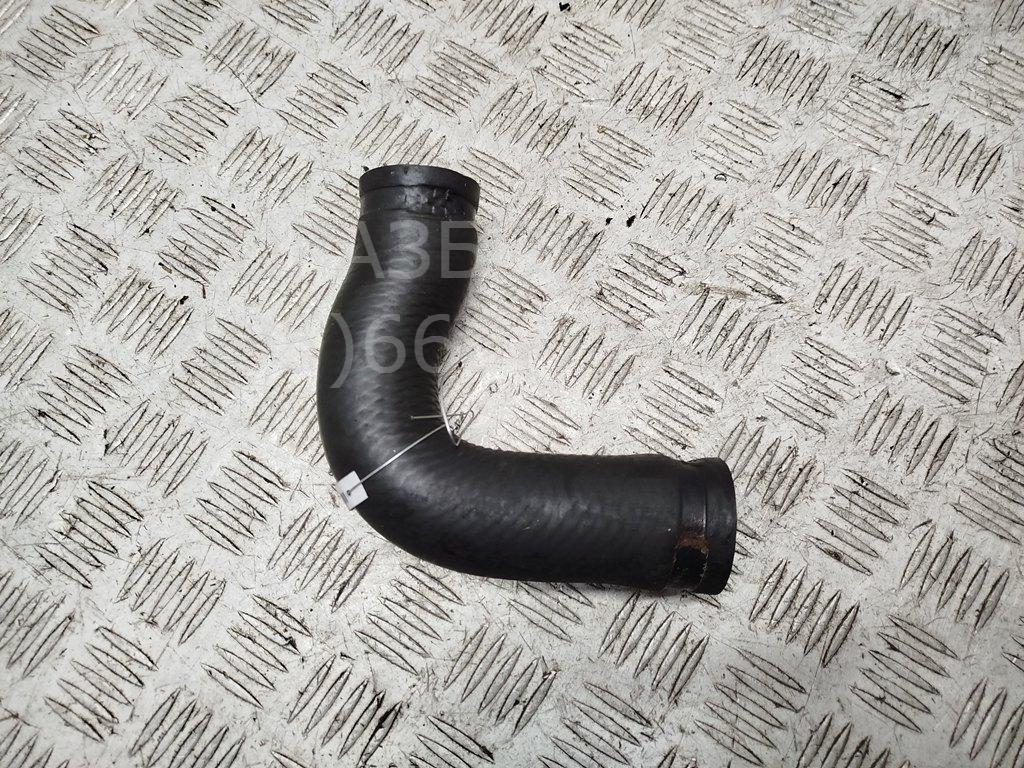 Патрубок радиатора