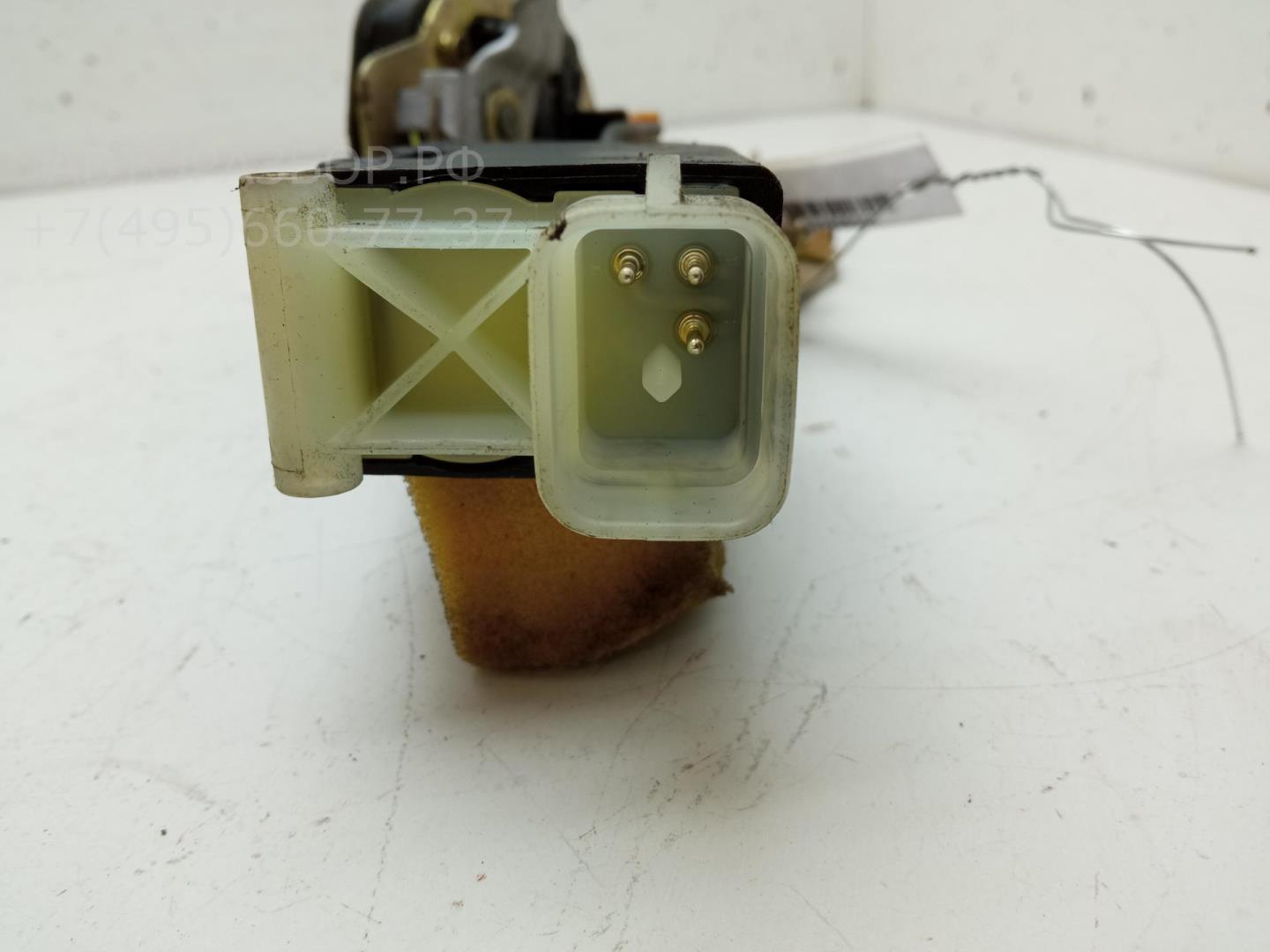 Замок двери задней правой