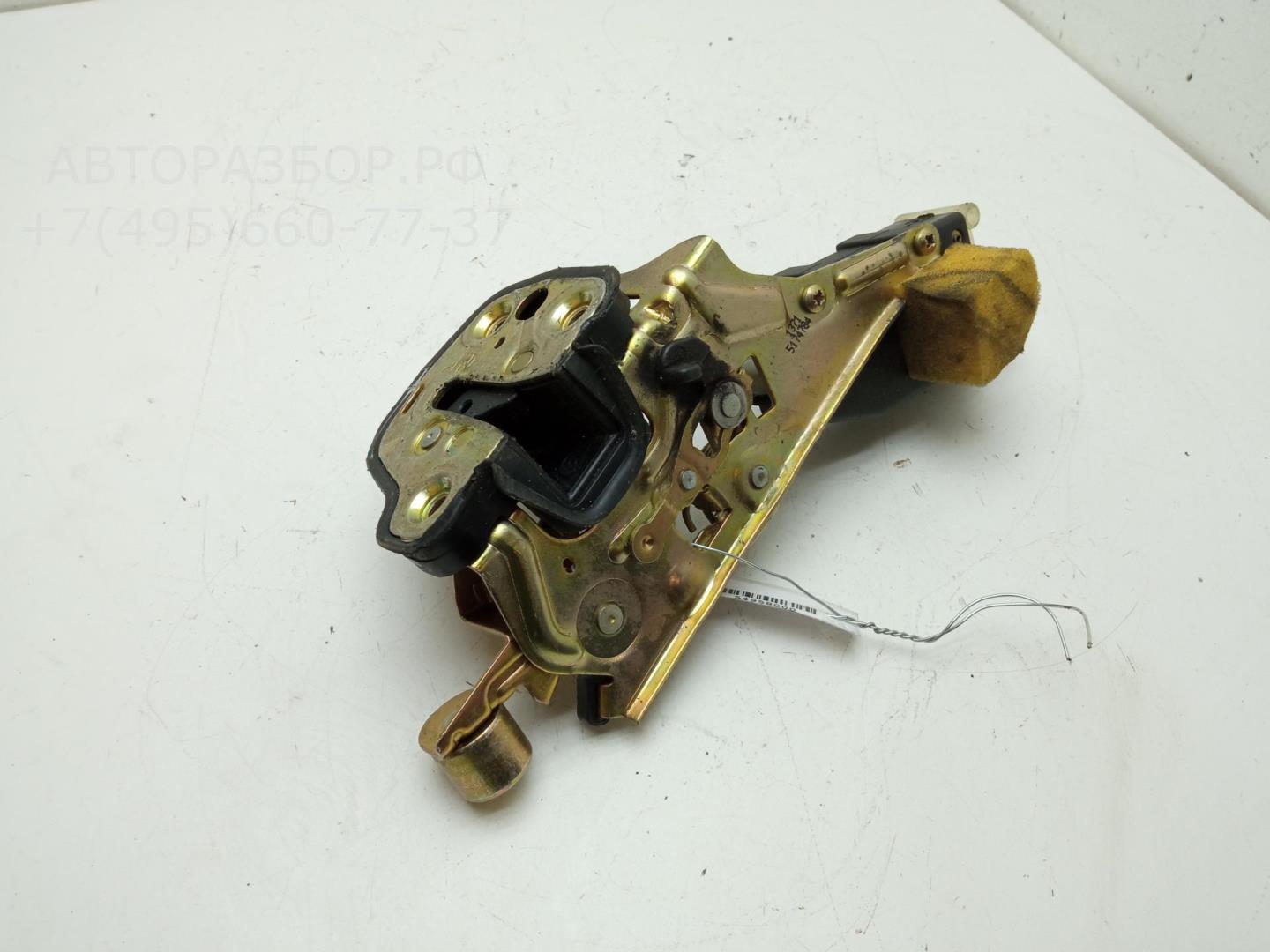 Замок двери задней правой